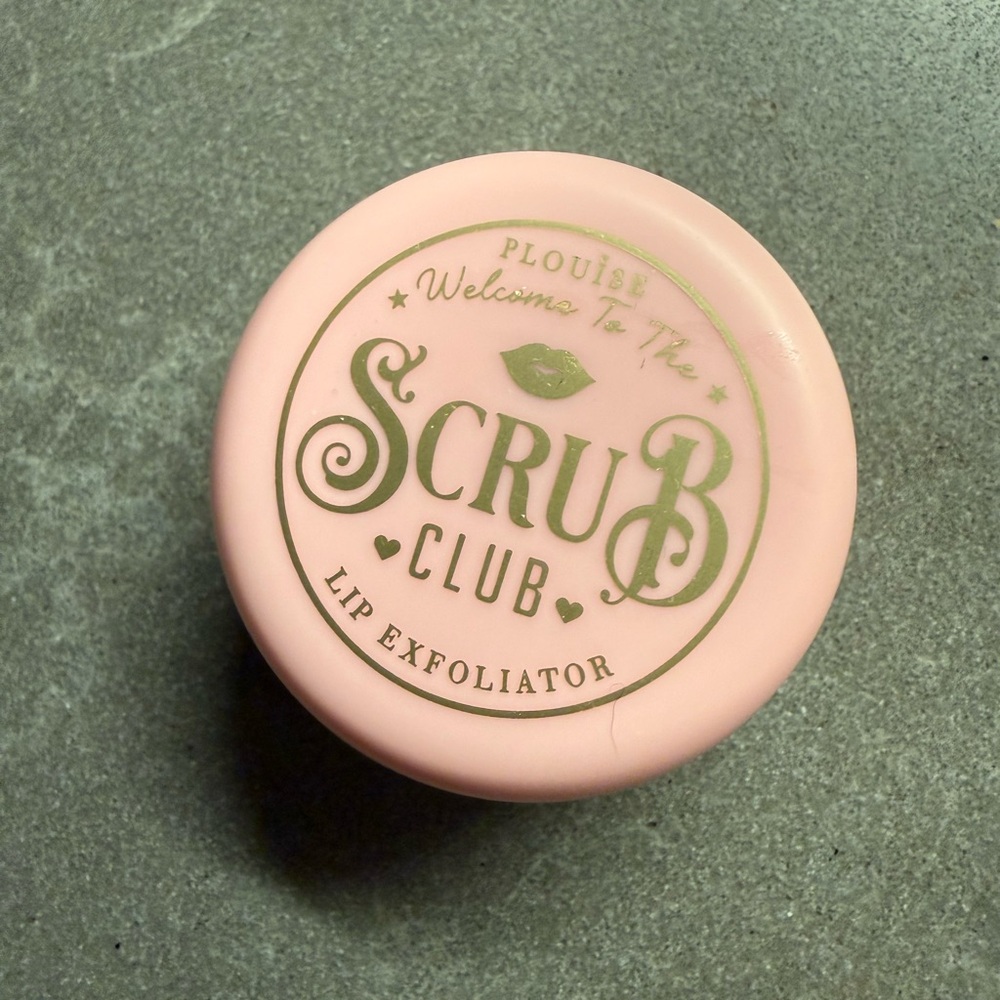P. Louise Pink Lip Exfoliator (2)